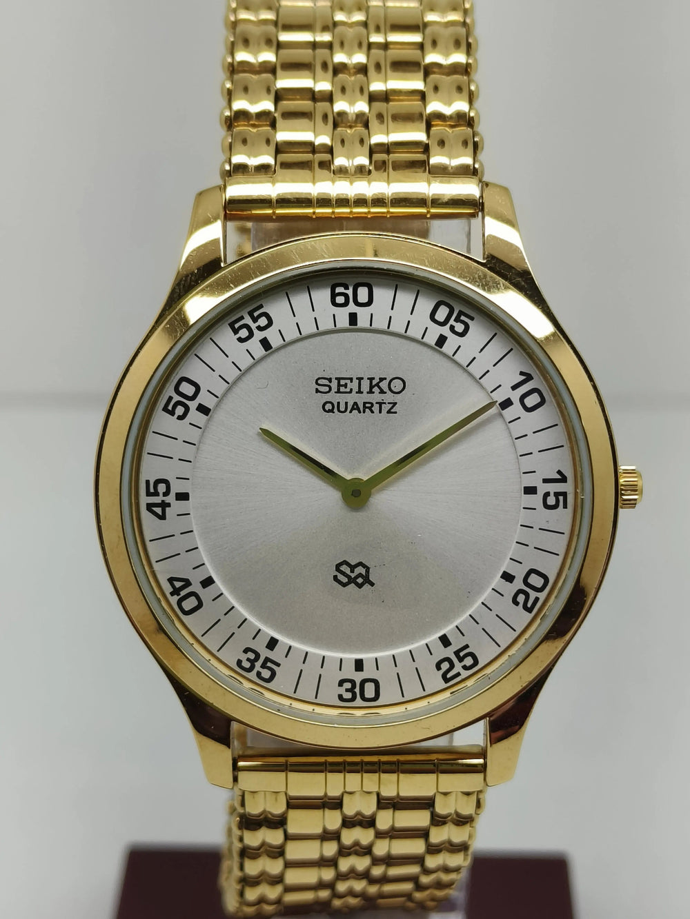Seiko Silim Quartz Watch – Sleek, Durable & Stylish Timepiece for Men/Women - National Watches