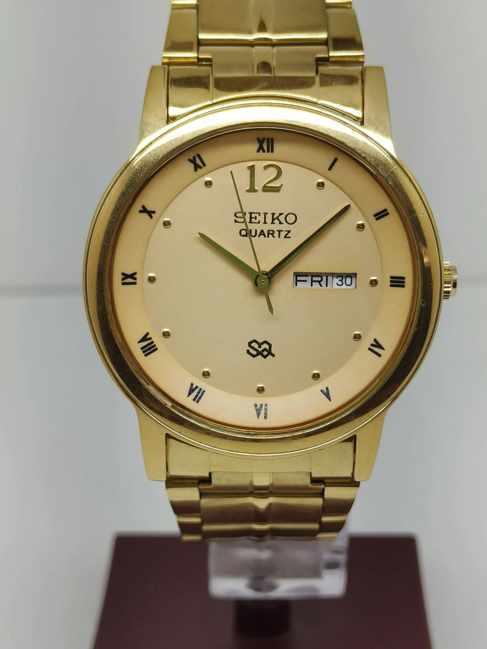 Seiko 5 Black Dial quartz WatchaSeiko Silim Quartz Watch – Sleek, Durable & Stylish Timepiece for Men/Women - National Watches