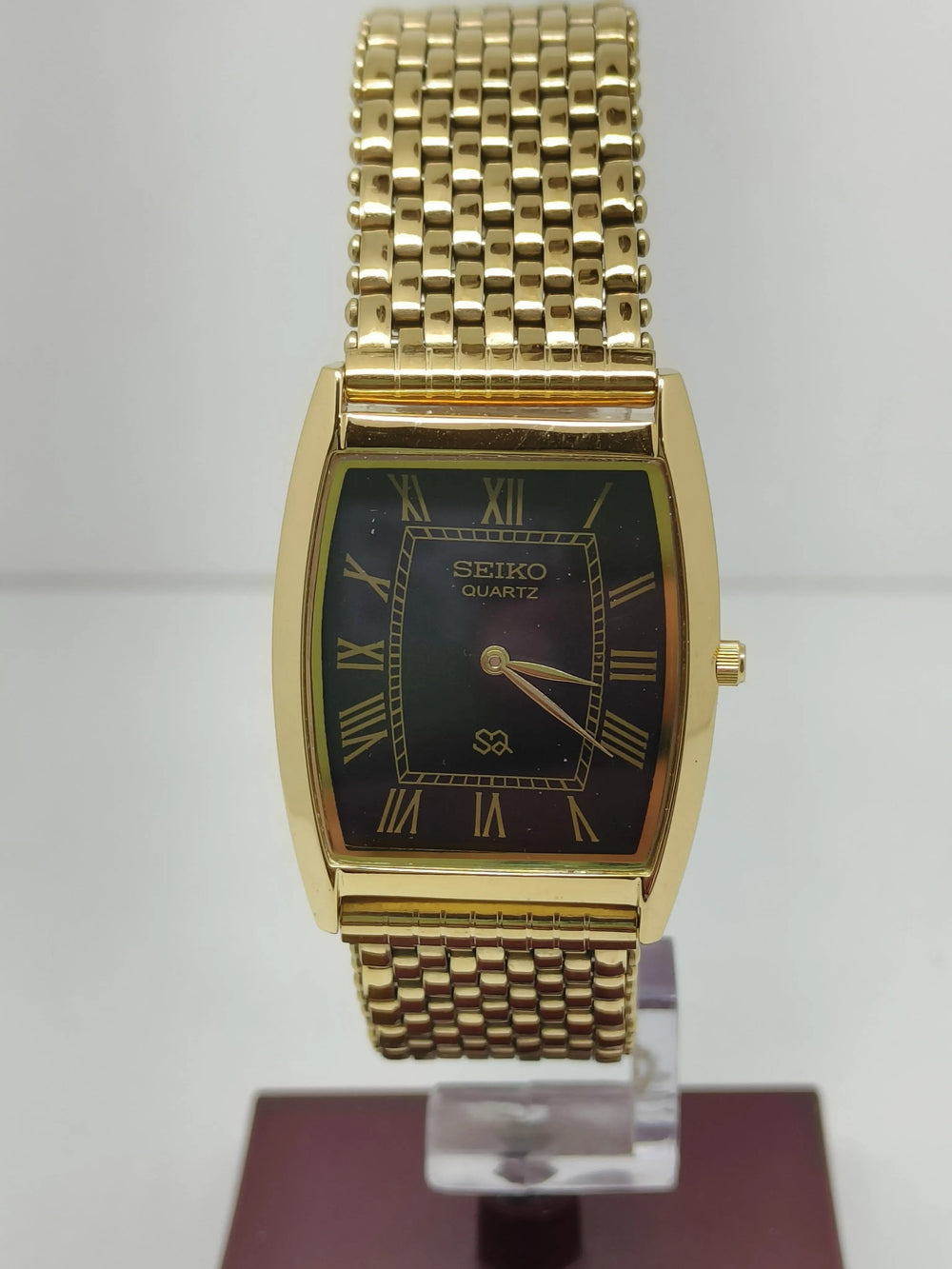 Seiko 5 Black Dial quartz WataSeiko Silim Quartz Watch – Sleek, Durable & Stylish Timepiece for Men/Womench - National Watches