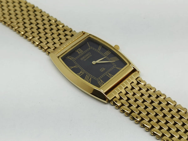 Seiko 5 Black Dial quartz WataSeiko Silim Quartz Watch – Sleek, Durable & Stylish Timepiece for Men/Womench - National Watches