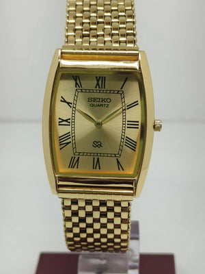 Seiko 5 Black aSeiko Silim Quartz Watch – Sleek, Durable & Stylish Timepiece for Men/WomenDial quartz Watch - National Watches