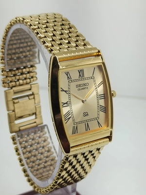 Seiko 5 Black aSeiko Silim Quartz Watch – Sleek, Durable & Stylish Timepiece for Men/WomenDial quartz Watch - National Watches