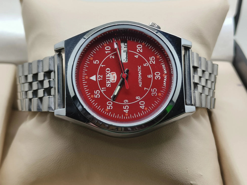 Authentic Seiko 5 Vintage – Refurbished Mechanical Watch National Watches