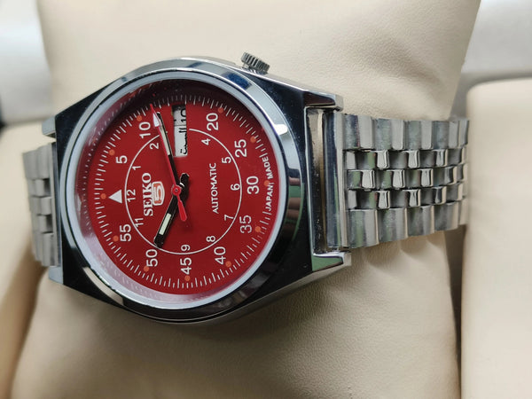 Authentic Seiko 5 Vintage – Refurbished Mechanical Watch National Watches
