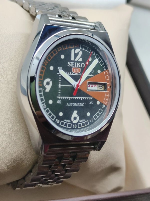Seiko 5 Vintage Men’s Watch – Refurbished & Ready to Wear National Watches