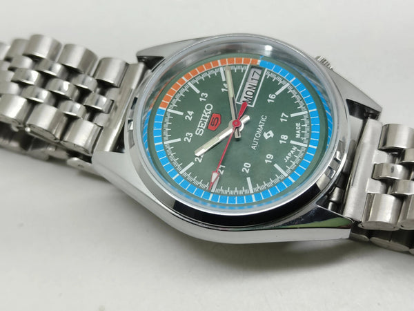 Seiko 5 Vintage Military Style – Refurbished Automatic National Watches