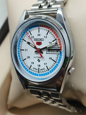 Seiko 5 Vintage Sports Automatic – Refurbished Piece National Watches