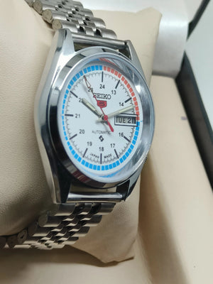 Seiko 5 Vintage Sports Automatic – Refurbished Piece National Watches