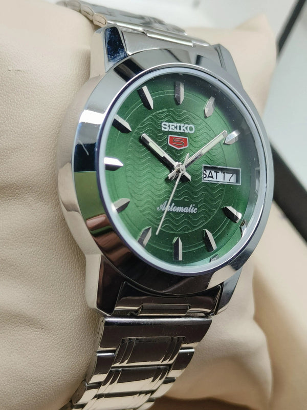 Seiko 5 Vintage Automatic – Heritage Watch Restored National Watches