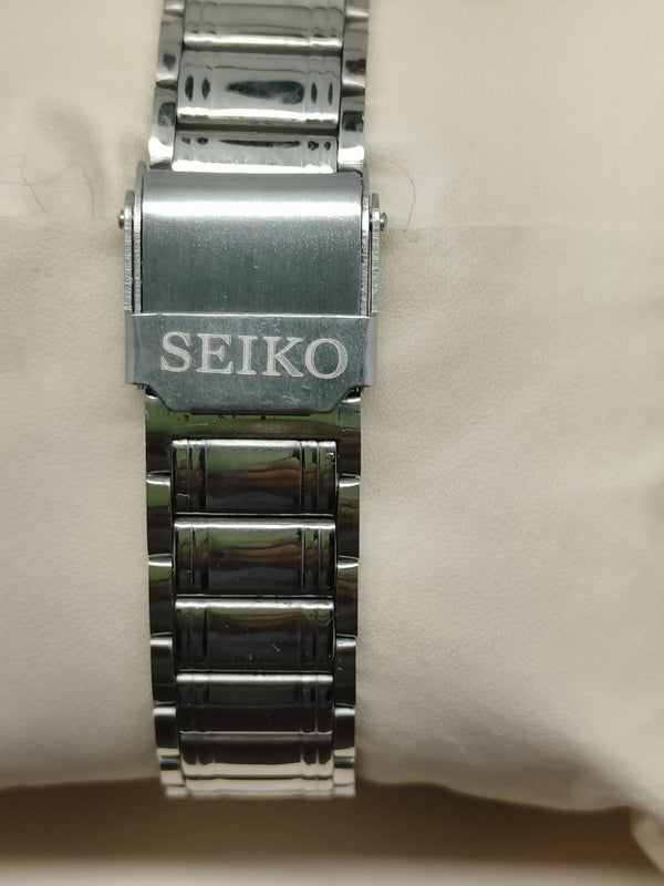 Seiko 5 Vintage Automatic – Heritage Watch Restored National Watches