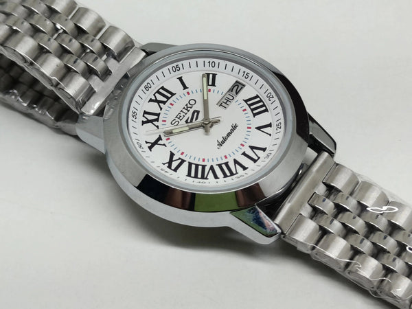 Seiko 5 Vintage Explorer Style – Refurbished Automatic National Watches