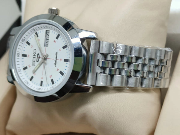 Seiko 5 Vintage Camper Style – Restored Classic National Watches