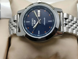 Seiko 5 Vintage Cushion Case – Refurbished Retro Vibes National Watches