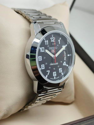 Seiko 5 Vintage Mesh Bracelet – Refurbished Classic Style National Watches