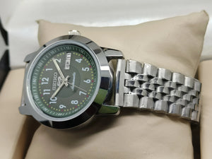 Seiko 5 Vintage Day/Date Original – Refurbished Piece National Watches