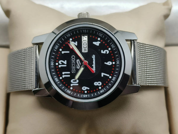 Seiko 5 Vintage Lime Green Dial – Refurbished Bold Style National Watches