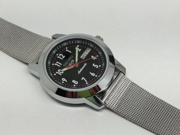 Seiko 5 Vintage Lime Green Dial – Refurbished Bold Style National Watches