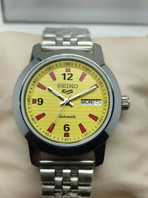 Seiko 5 Vintage Orange Dial – Restored Statement Watch National Watches