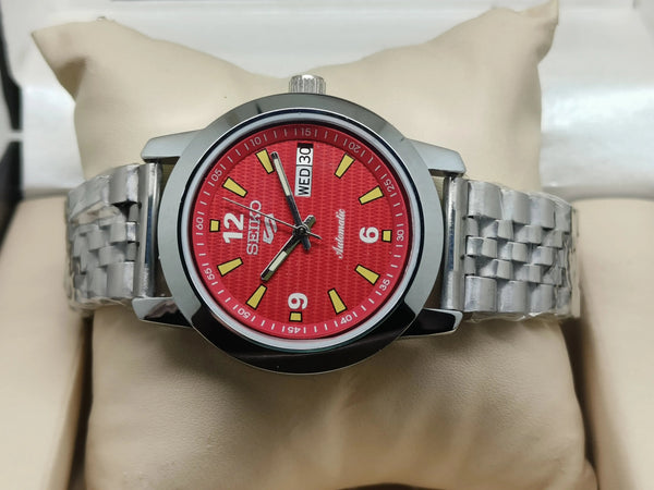Seiko 5 Vintage Diver Style Bezel – Refurbished & Stylish National Watches