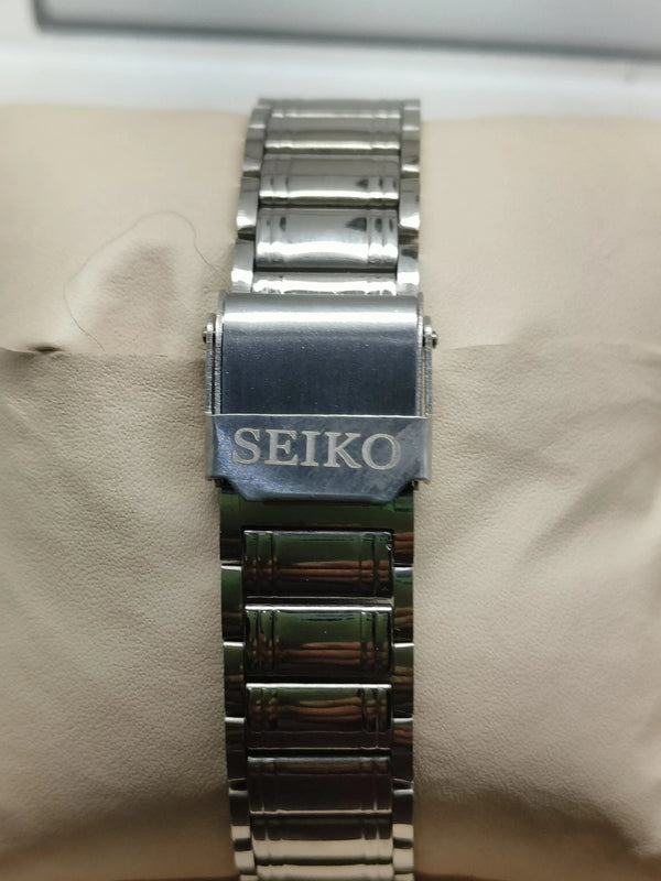 Seiko 5 Vintage white Dial – Refurbished Unique Piece National Watches