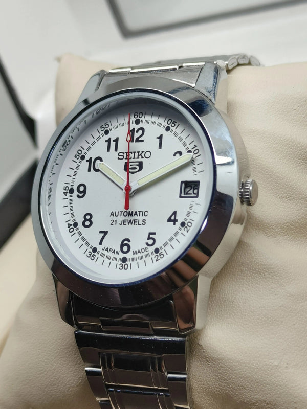 Seiko 5 Vintage Applied Indices – Restored Detailing National Watches