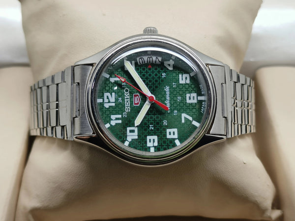 Seiko 5 Vintage Automatic – Collector’s Restored Piece National Watches
