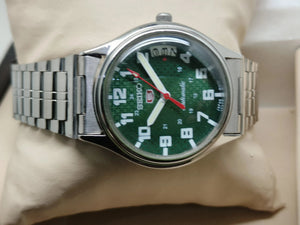 Seiko 5 Vintage Automatic – Collector’s Restored Piece National Watches