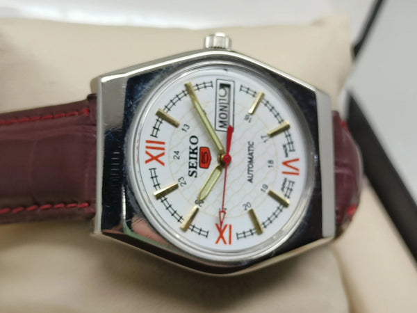 Seiko 5 Vintage Automatic – Unisex Classic National Watches
