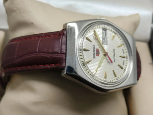 Seiko 5 Vintage Automatic – Oversized 40mm (if size allows) National Watches