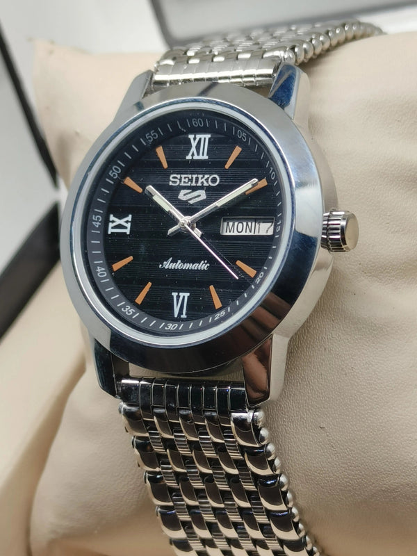Seiko 5 Vintage Automatic – Water Resistant Refurbished Model National Watches