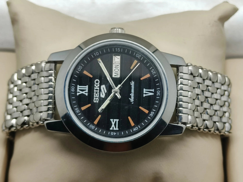 Seiko 5 Vintage Automatic – Water Resistant Refurbished Model National Watches