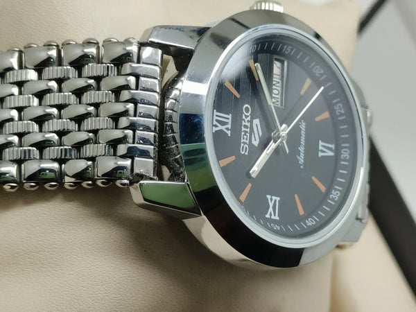 Seiko 5 Vintage Automatic – Water Resistant Refurbished Model National Watches