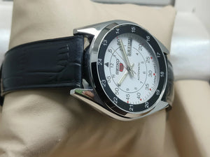 Seiko 5 Vintage Automatic – Long Lasting Mechanical Movement National Watches