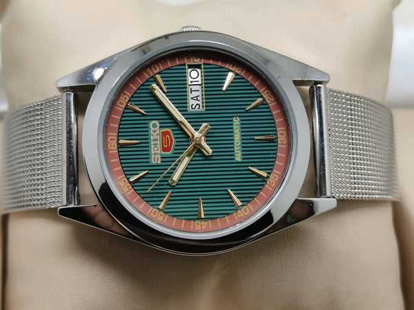 Seiko 5 Vintage Automatic – Elegant Vintage Design National Watches