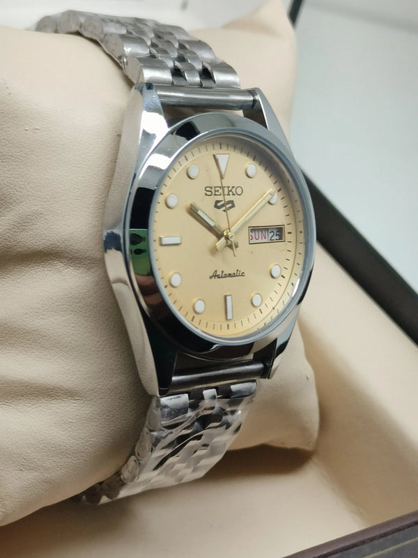 Seiko 5 Vintage Automatic – Rare Gold Trim National Watches