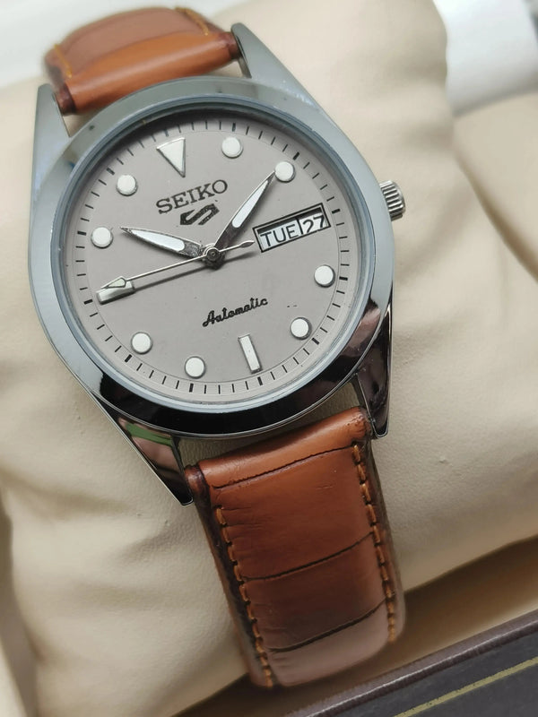 Seiko 5 Vintage Automatic – Japanese Industrial Legend National Watches