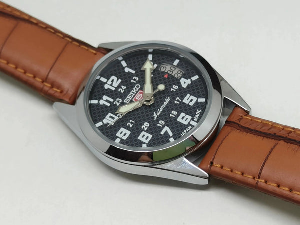 Seiko 5 Vintage Automatic – Entry-Level Luxury National Watches