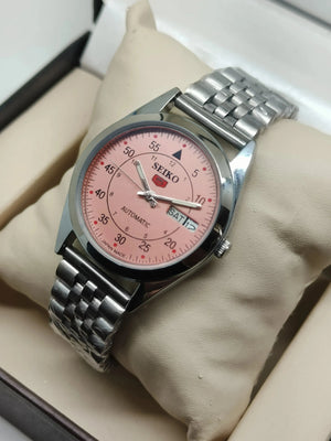 Seiko 5 Vintage Automatic – Beautiful Patina Hour Markers National Watches