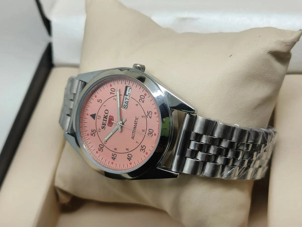 Seiko 5 Vintage Automatic – Beautiful Patina Hour Markers National Watches