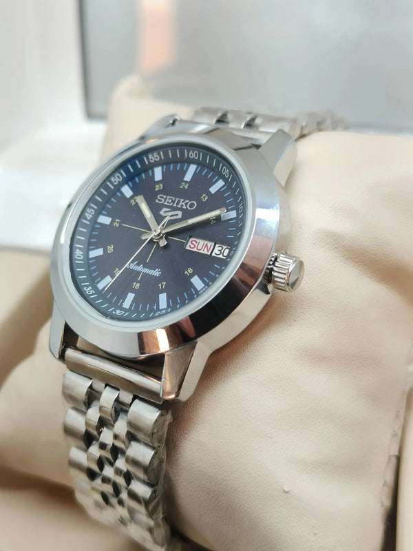 Seiko 5 Vintage Automatic – Classic 70s Design Revived National Watches