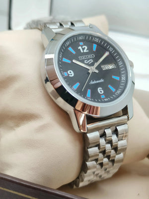 Seiko 5 Vintage Automatic – Refurbished Classic Timepiece National Watches