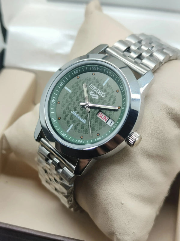 Seiko 5 Vintage Sports Automatic – Refurbished Piece National Watches