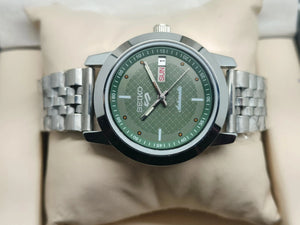 Seiko 5 Vintage Sports Automatic – Refurbished Piece National Watches