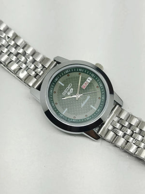 Seiko 5 Vintage Sports Automatic – Refurbished Piece National Watches