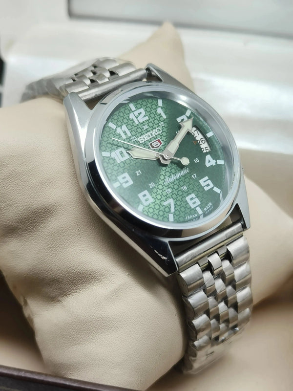 Seiko 5 Vintage Dual Tone – Refurbished Elegant Watch National Watches