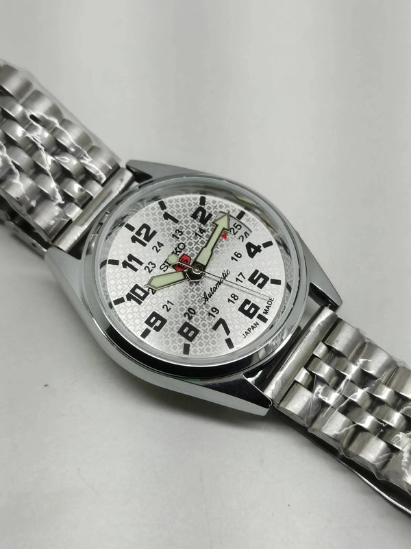 Seiko 5 Vintage Champagne Dial – Restored Dress Watch National Watches