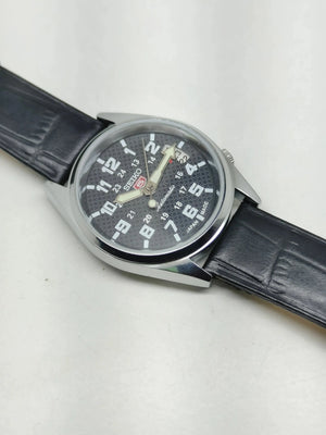 Seiko 5 Vintage Lime Green Dial – Refurbished Bold Style National Watches
