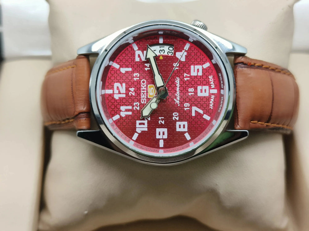 Seiko 5 Vintage Orange Dial – Restored Statement Watch National Watches