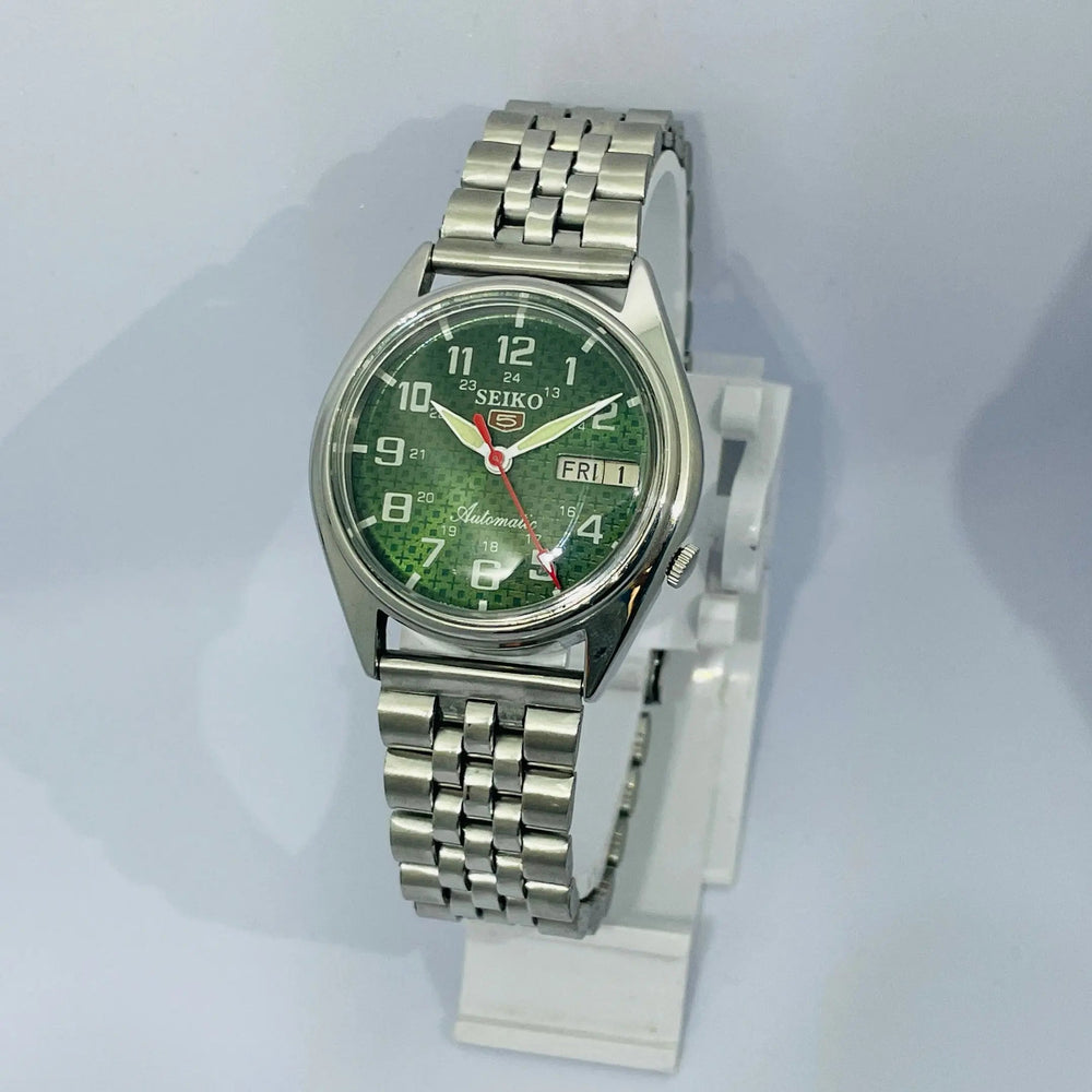 Seiko 5 Automatic Vintage Watch – Refurbished | Japan Made | Timeless Men’s Classic National Watches