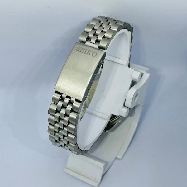 Seiko 5 Automatic Vintage Watch – Refurbished | Japan Made | Timeless Men’s Classic National Watches